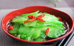 東莞飯?zhí)贸邪c您分享苦瓜的新奇做法